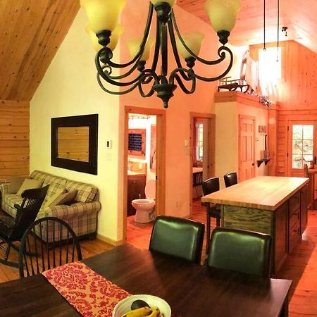 Quiet, Cozy And Comfortable Chalet Val-des-Lacs Екстер'єр фото