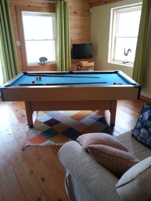 Quiet, Cozy And Comfortable Chalet Val-des-Lacs Екстер'єр фото